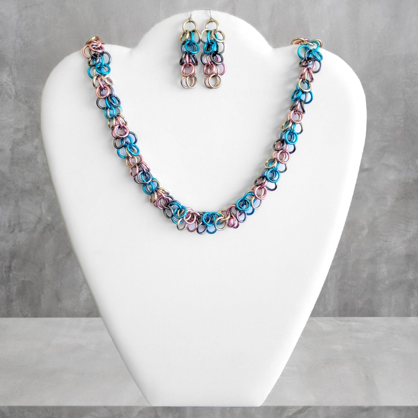 Spring Mix Shaggy Loops Necklace