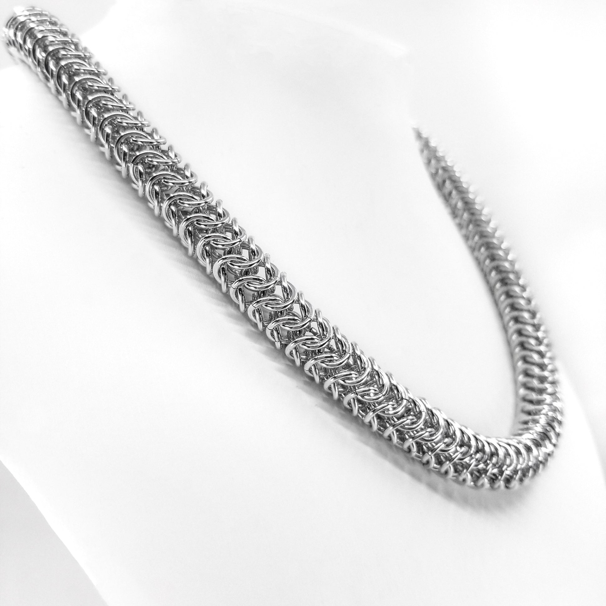 Round Weave Aluminum Chainmail Chain with Stainless Steel Lobster Claw Clasp