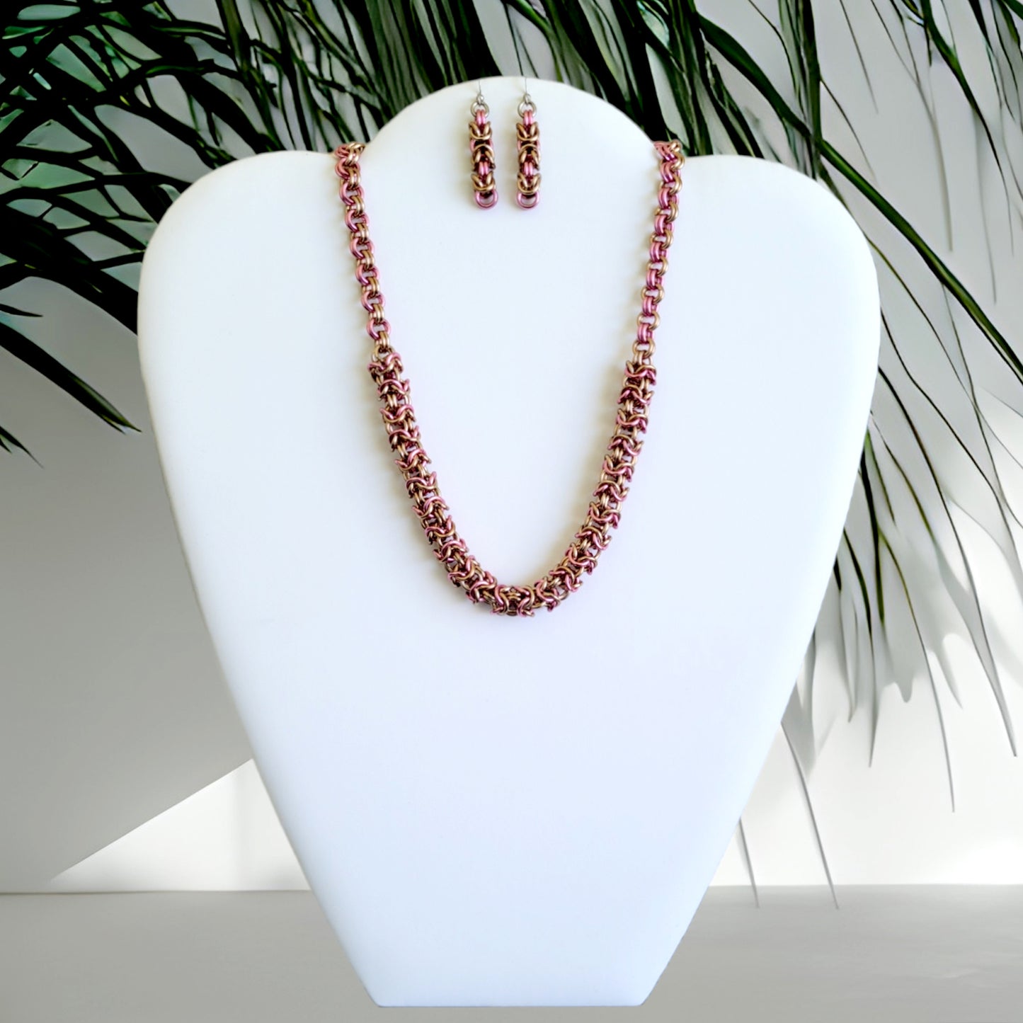 Pink Champagne Turkish Roundmaille 2 by 2 Necklace