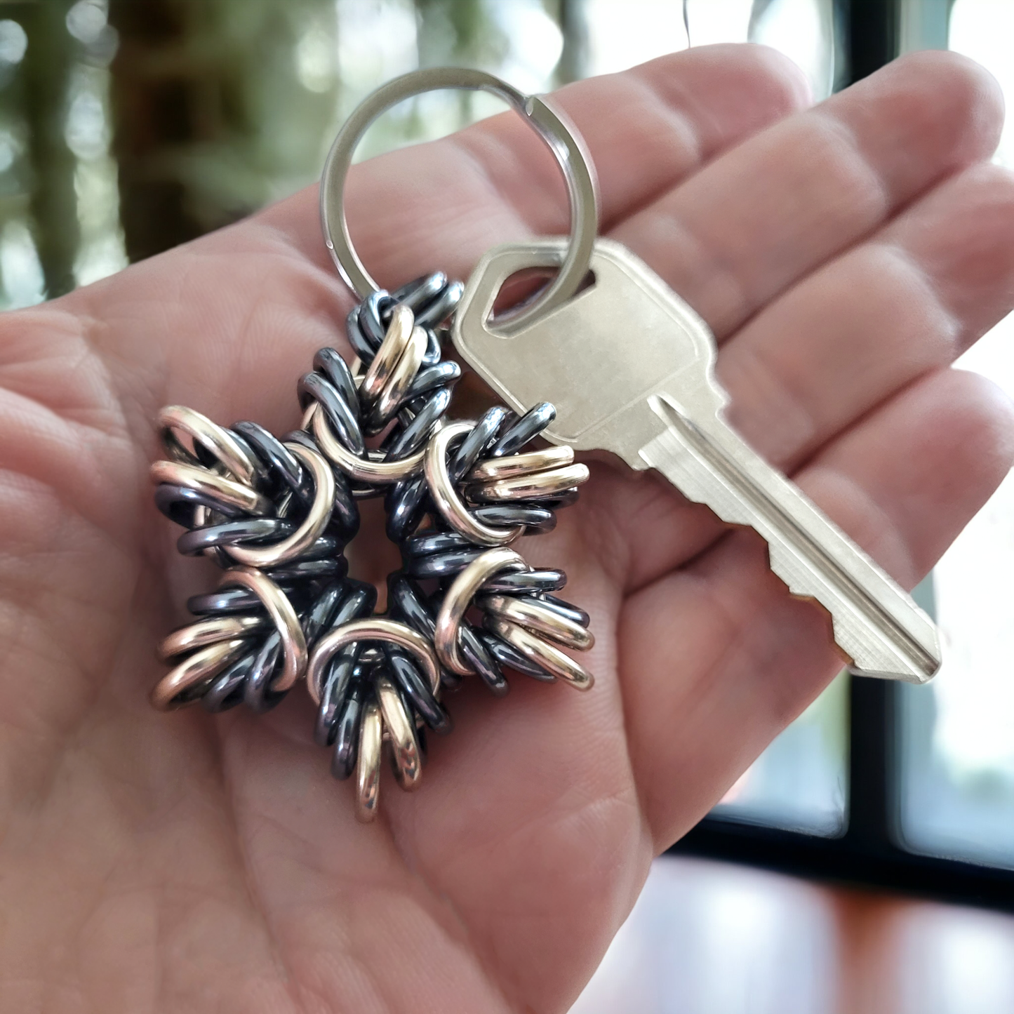 Champagne Ice Star Keychain